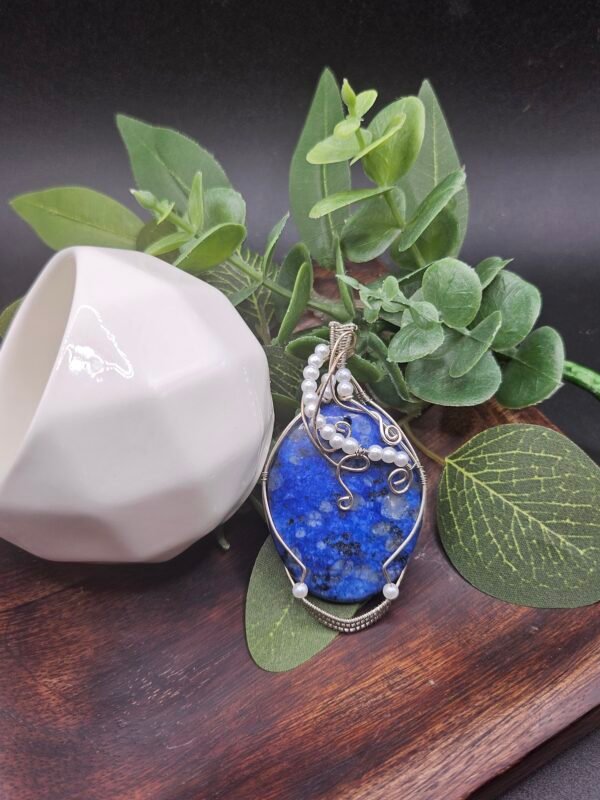 Sodalite w/ Pearl
